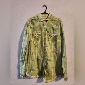 Ryan Michael Women’s Green Snap up Aztec bull pattern long sleeve size small